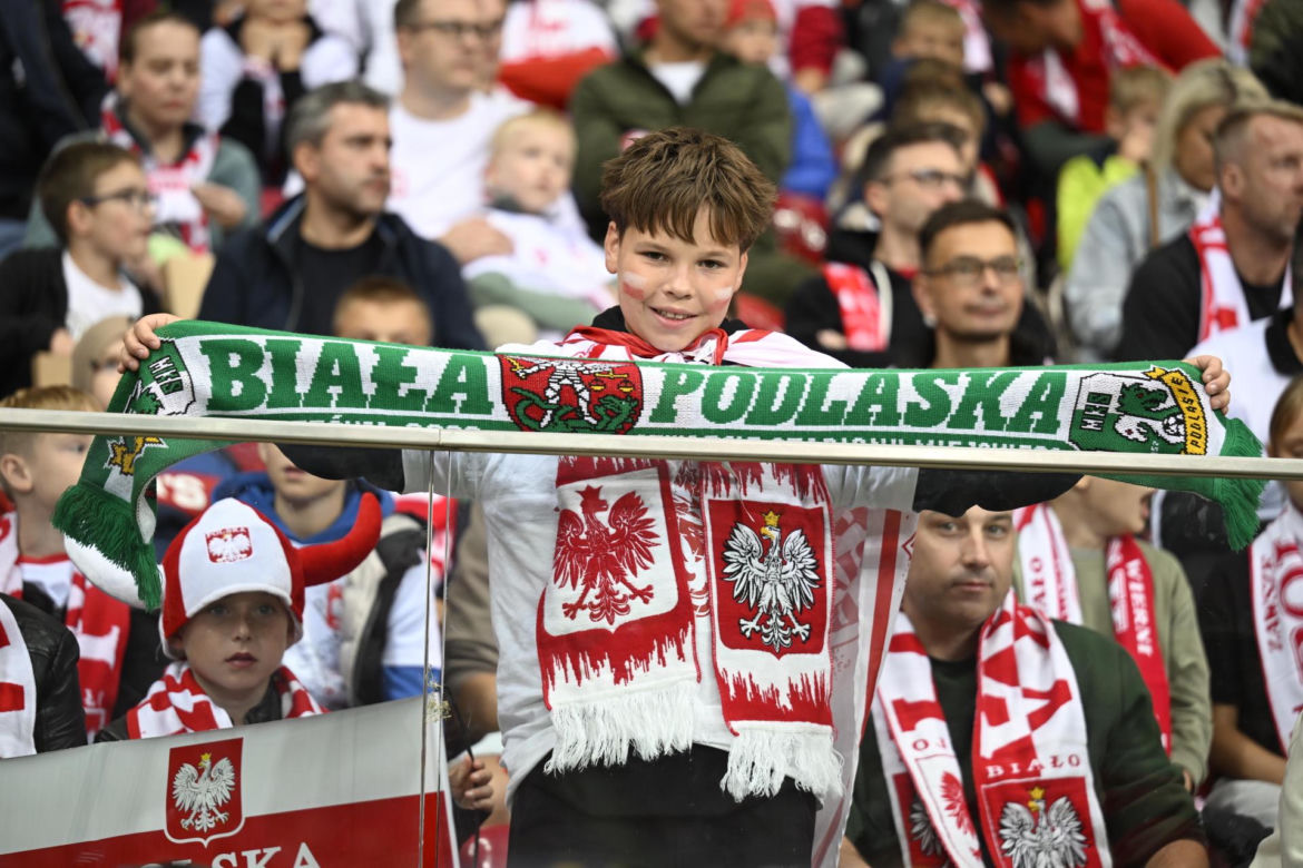 Kibice na meczu Polska - Rumunia. Znajdź się na zdjęciach z Narodowego!