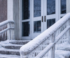 Ekstremalne mrozy na Lubelszczyźnie. Zawieszone zajęcia w szkołach