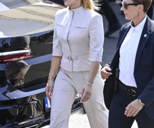 Marta Nawrocka w garniturach