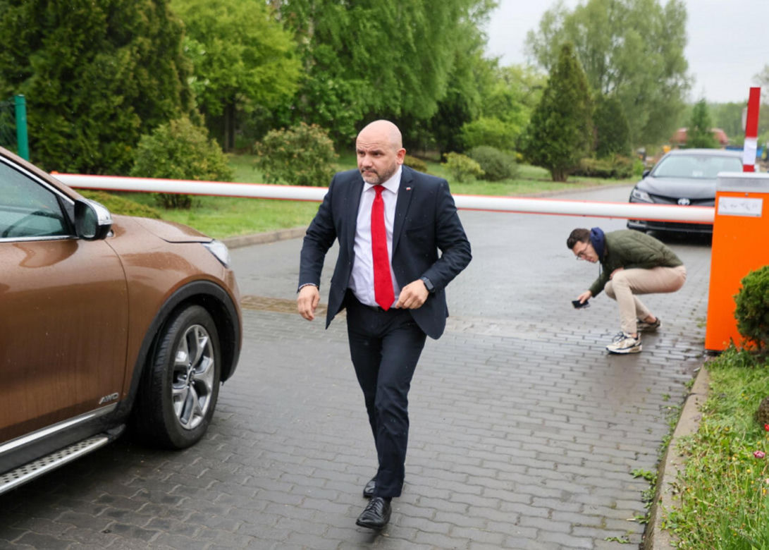 Matecki opuścił areszt