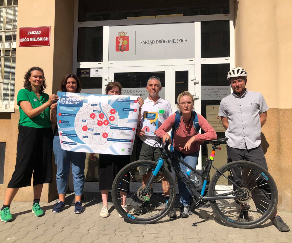 Aktywiści przedstawili mapę rowerowych absurdów w Warszawie 
