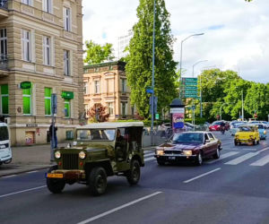 Parada zabytkowych pojazdów w Szczecinie