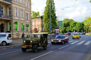 Parada zabytkowych pojazdów w Szczecinie