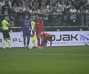 Kibice nie zawiedli podczas meczu Legia - Widzew. Efektowne zdjęcia z trybun
