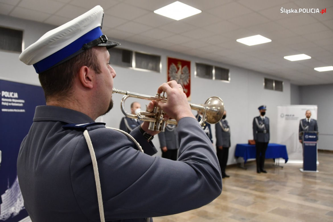  Śliczne policjantki zasiliły szeregi śląskiej policji. Ślubowanie mają za sobą [ZDJĘCIA]