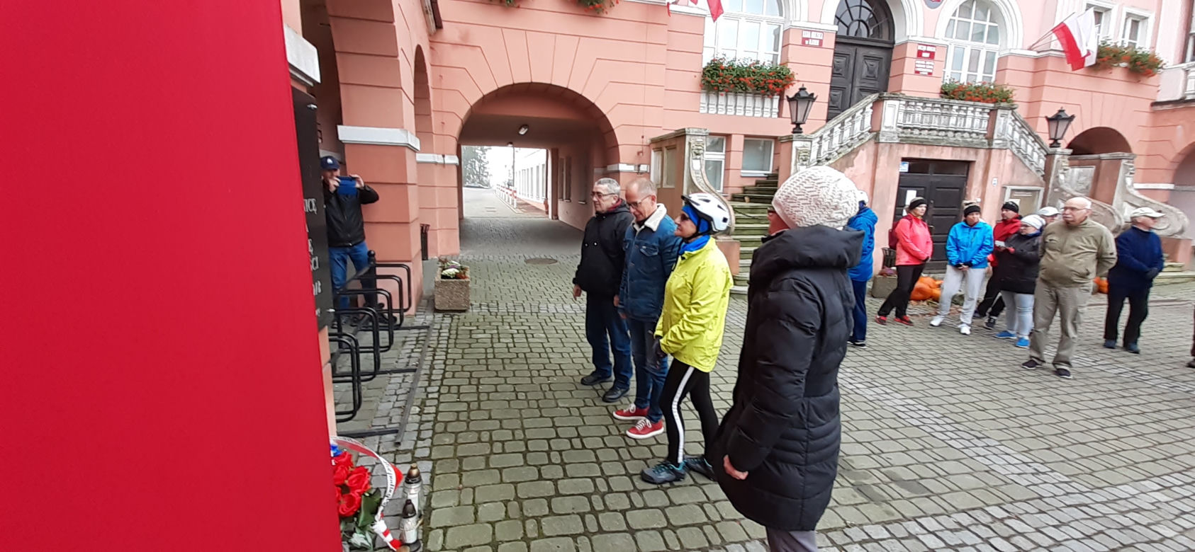 3 grupy świętowały 11 listopada na rowerach