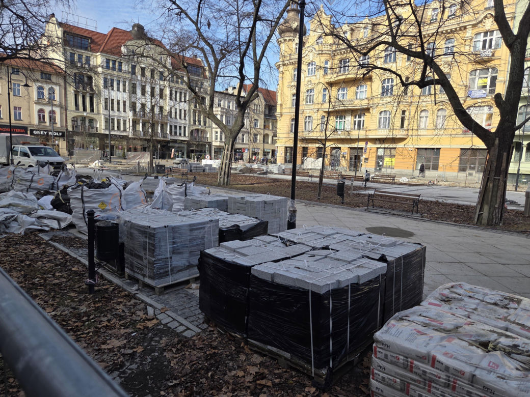 Tak teraz wygląda Plac Wolności w Bydgoszczy. Zaglądamy na plac budowy!