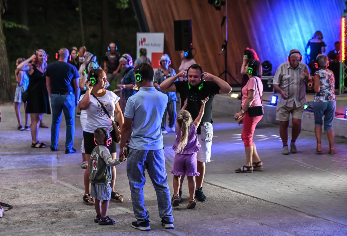 Silent Disco rozgrzało Starachowice! Sprawdź, jak bawili się mieszkańcy na wyjątkowej imprezie