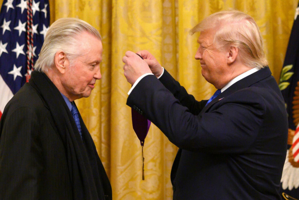 Trump ogłosił "ambasadorów". To wybitne nazwiska w świecie filmu. Aktorzy mają być jego uszami i oczami