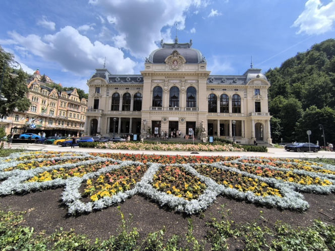 To tu kręcono film o Jamesie Bondzie. Słynne Casino Royale leży tuż za polską granicą