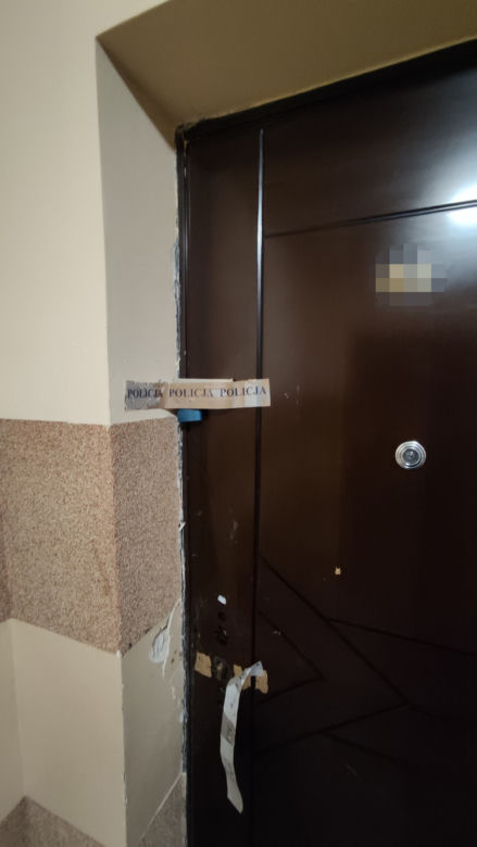 "Iga raz krzyknęła. Tylko raz. Było po szóstej". Dziewczynkę w kałuży krwi znalazła policja. Jej ojciec skoczył z okna