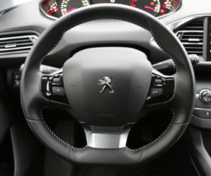 Peugeot 308 1.2 PureTech 110 KM Active