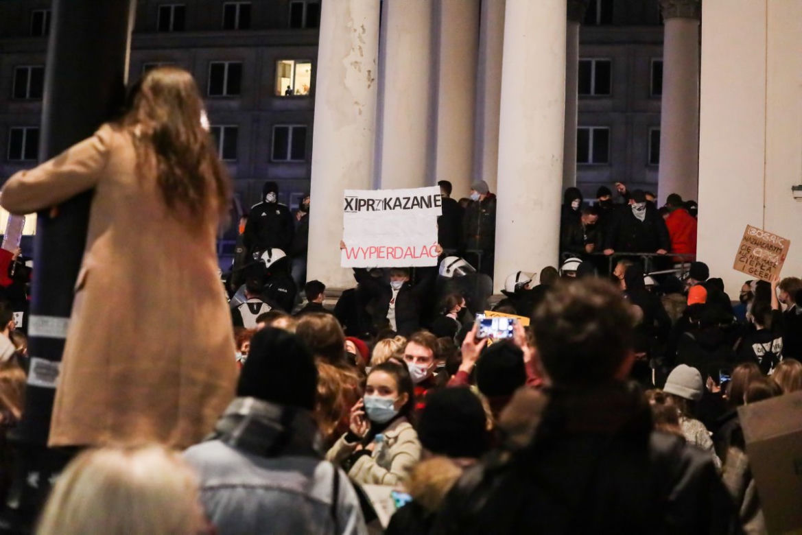 Wojna o kościół na pl.Trzech Krzyży 