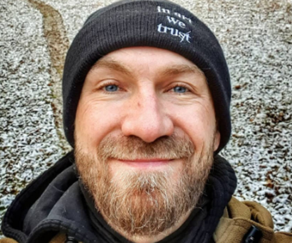 Przemek Kossakowski ma chatkę na Podlasiu. Odpoczywa po rozstaniu z Wojciechowską