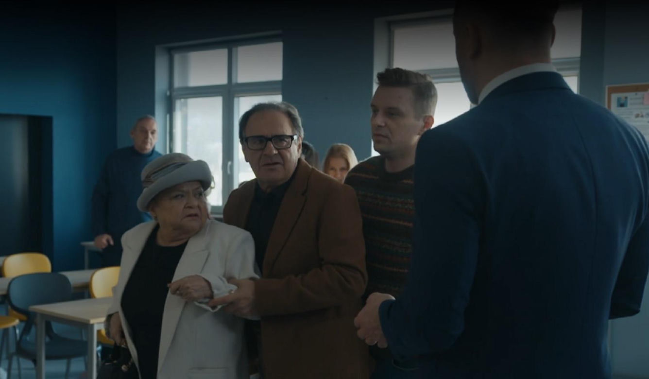 Barwy szczęścia odc. 3389. Lucyna (Grażyna Zielińska), Maciej Wilk (Adam Szczyszczaj), Hubert (Marek Molak), Jerzy (Bronisław Wrocławski)