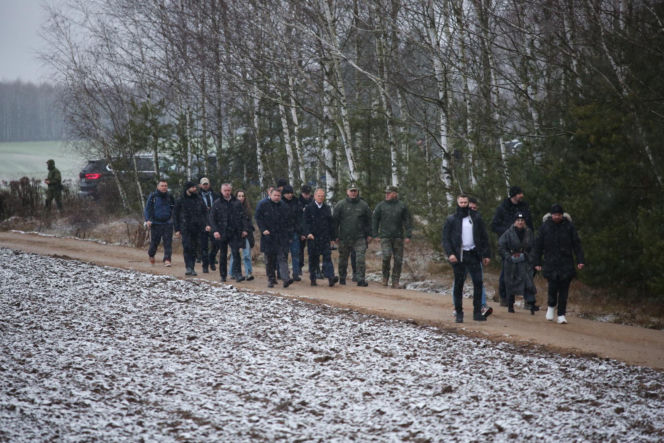 Premier Donald Tusk podziękował służbom na granicy z Białorusią. „Żeby świętować mógł ktoś, ktoś musi czuwać”
