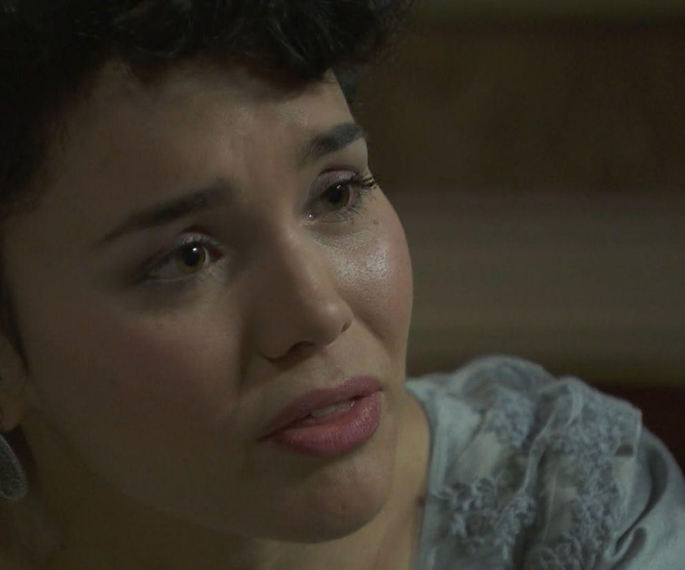 Akacjowa 38, odcinek 809: Samuel postanawia uwolnić Blancę, wstrząśnięty historią kobiety maltretowanej przez męża