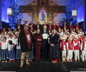 Para prezydencka kolędowała z góralami w Koniakowie
