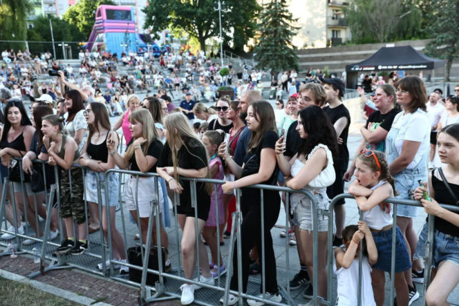 Upał na Dniach Skarżyska-Kamiennej. Trwa wielkie świętowanie, dziś na scenie Ørganek i Ania Karwan