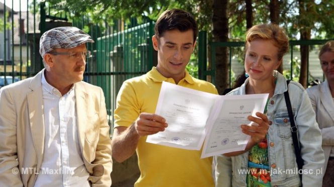 M jak miłość odc. 1028. Jerzy Kolęda (Artur Barciś), Marek Mostowiak (Kacper Kuszewski), Ewa (Dominika Kluźniak)