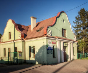 To jedno z najpiękniejszych miast w woj. śląskim. Leży w dawnej Małopolsce i zachwyca zabytkową łaźnią