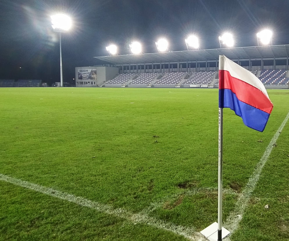 stadion broni flaga