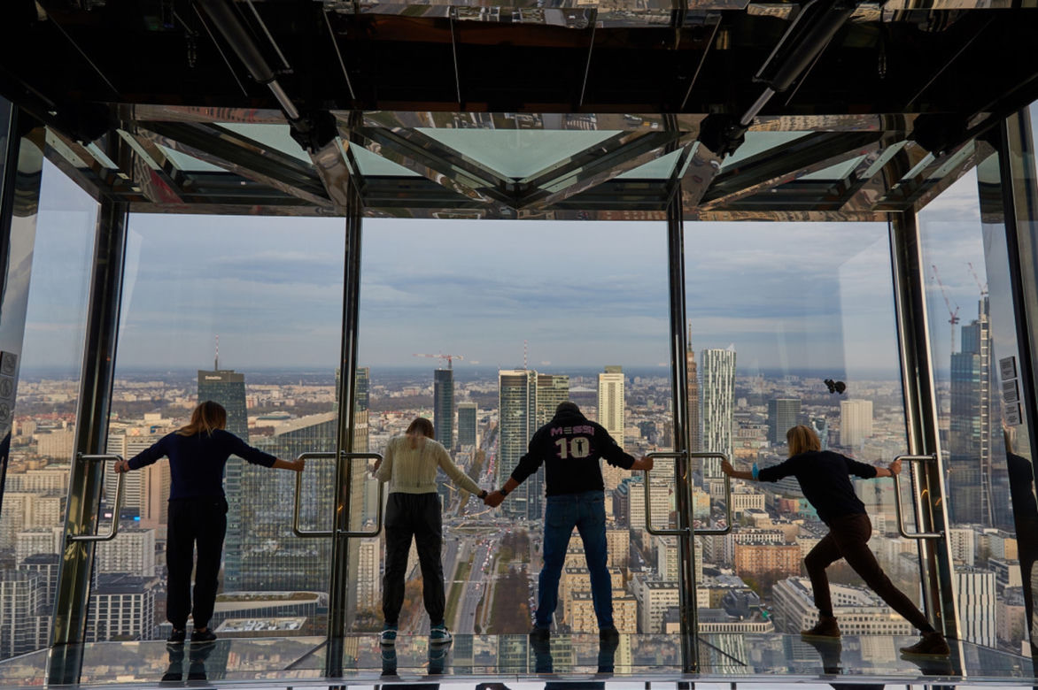 taras Skyfall Warsaw