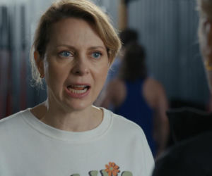 Barwy szczęścia, odcinek 3318. Dorota Kujawiak (Karina Seweryn), Justyna (Sylwia Juszczak-Krawczyk)