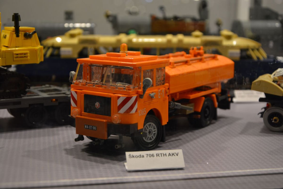 Pojazdy z klocków Lego