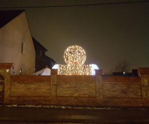 Domy i balkony w Bydgoszczy oświetlone i przystrojone