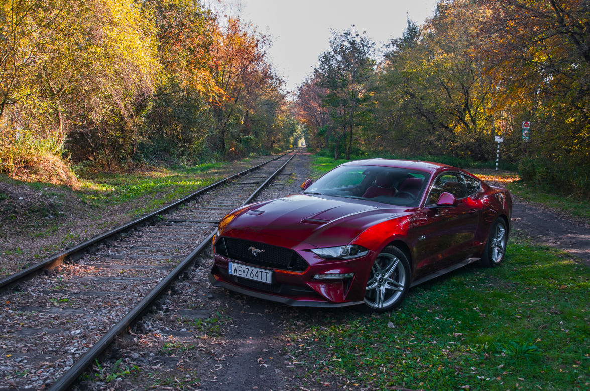 Ford Mustang GT Fastback 5.0 V8 450 KM