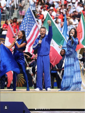 Robbie Williams i Nicole Scherzinger rozgrzali finał mundialu! Ich występ przejdzie do historii