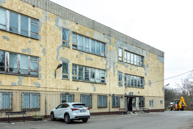 Dawna szkoła powszechna na Słomińskiego 1 w Warszawie