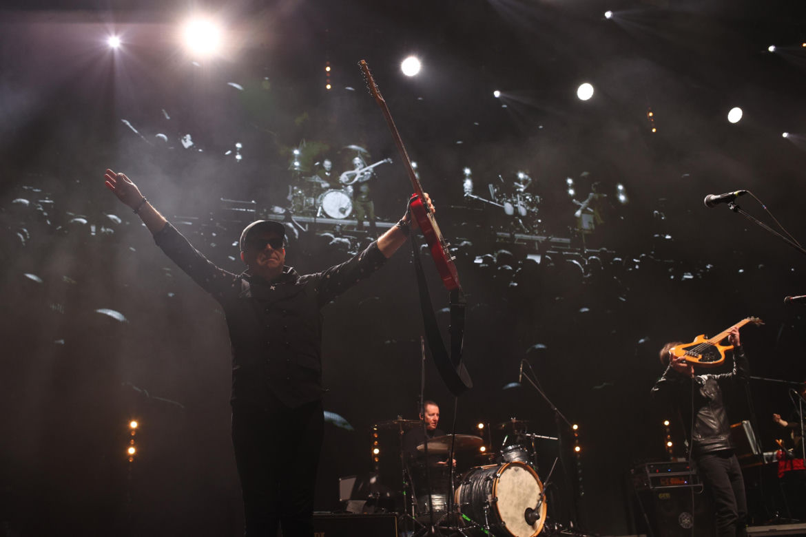 Koncert "Zadzwońcie po milicję" w katowickim Spodku