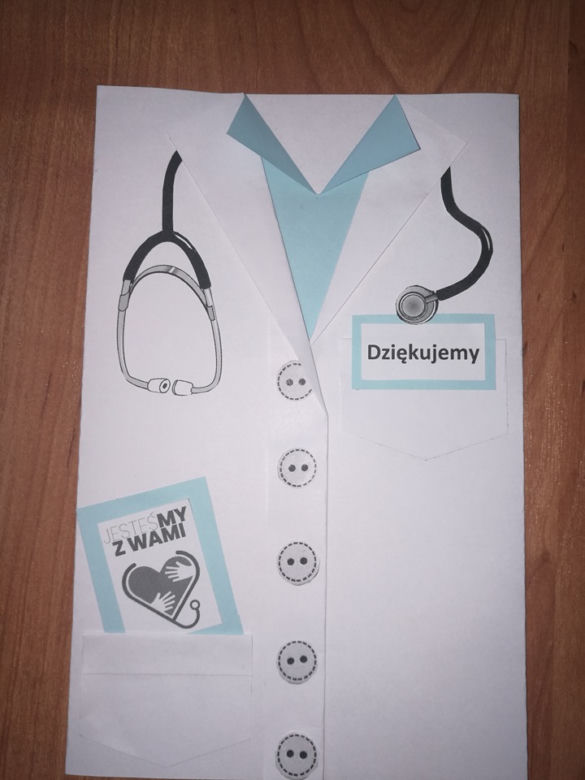 Dzieci dziękuja medykom