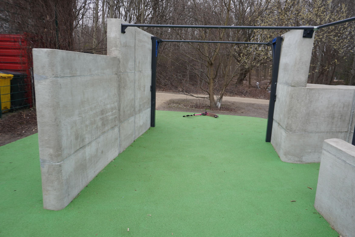Flowpark w Parku Przy Bażantarni na Ursynowie