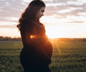 Niezdarność w ciąży to norma? Badania pokazują, co naprawdę się dzieje