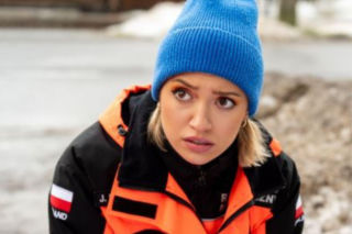 Na sygnale, odcinek 886. Pacjent z nowotworem mózgu zakochuje się w Róży