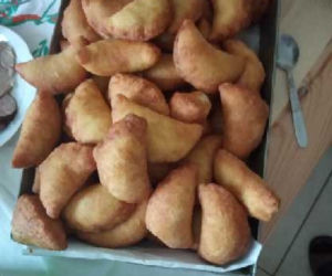 Karmimy pierogami naszych obrońców