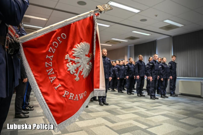 Coraz więcej osób chce służyć w policji
