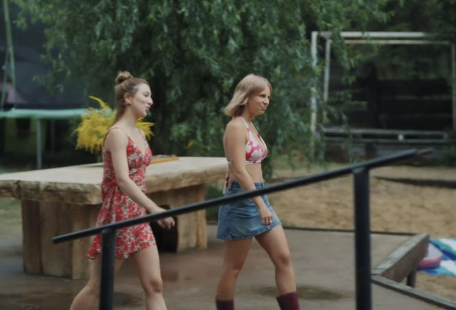 M jak miłość. Plażowiczki