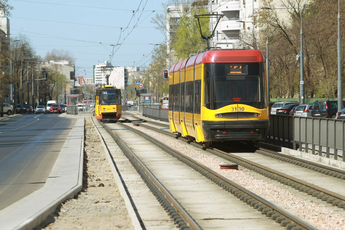 Miała być trawa a jest szary beton