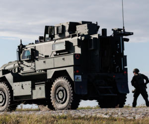 Huk, ogień i celne trafienia. Widowiskowe strzelania z PPZR Piorun i armat ZUR-23-2-KG w Ustce