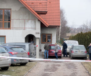 Skawiny samobójstwo rozszerzone matka wisielec dzieci