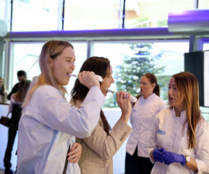 Iga i Agata Świątek na konferencji otwierającej kampanię Oral-B