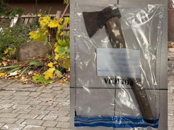 Wyszedł pod blok z siekierą. Zaskakujące tłumaczenie 38-latka