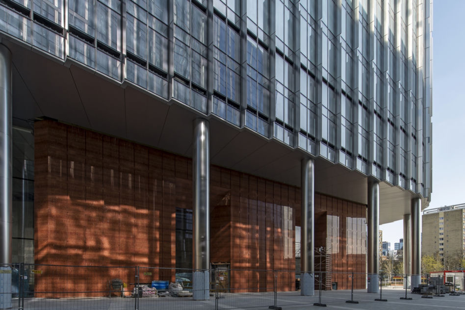 Mennica Legacy Tower - nowy wieżowiec na warszawskiej Woli