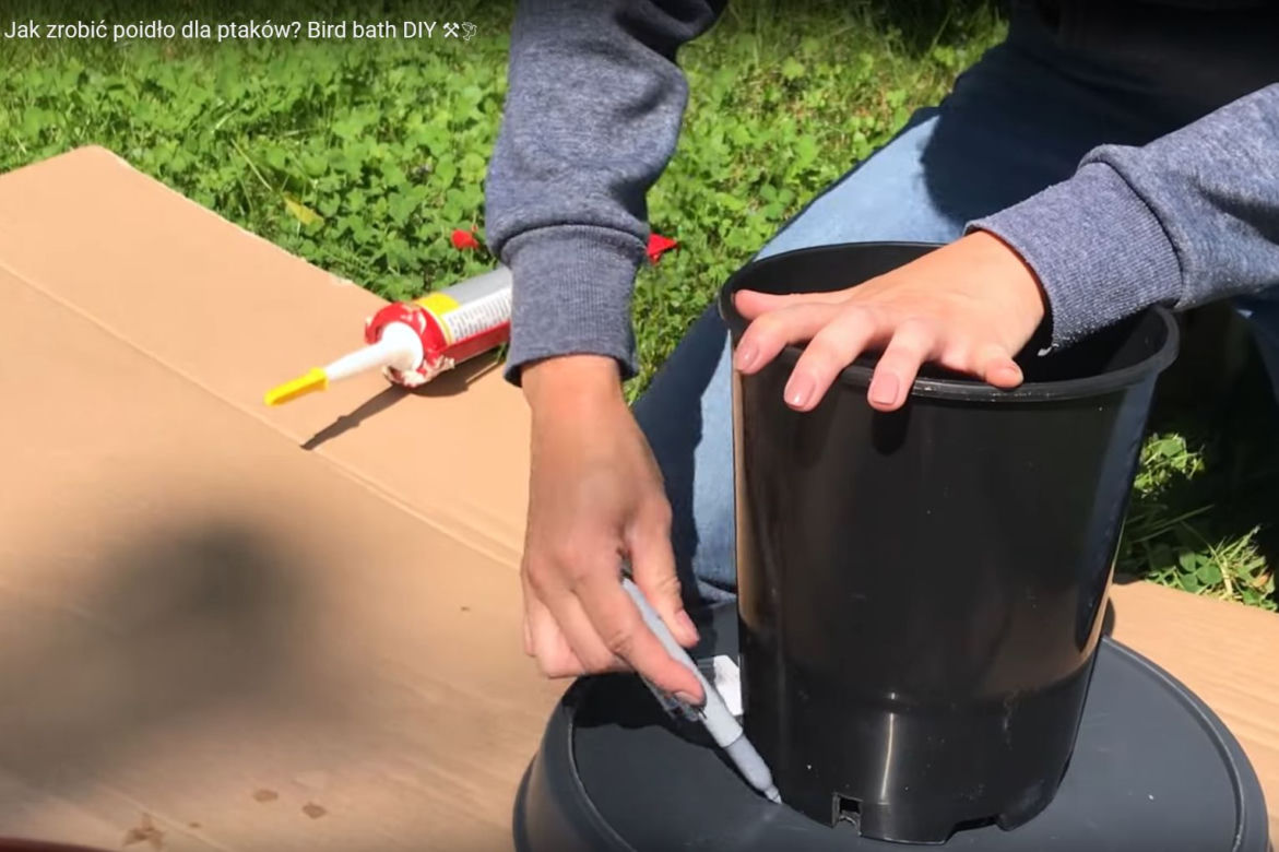 Poidło dla ptaków DIY  - instrukcja