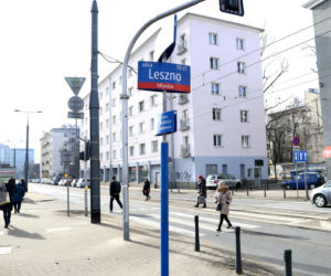 Ulica Leszno w Warszawie, choć zmieniała nazwy, dla pokolenia wojennego pozostała symbolem tragicznych wydarzeń