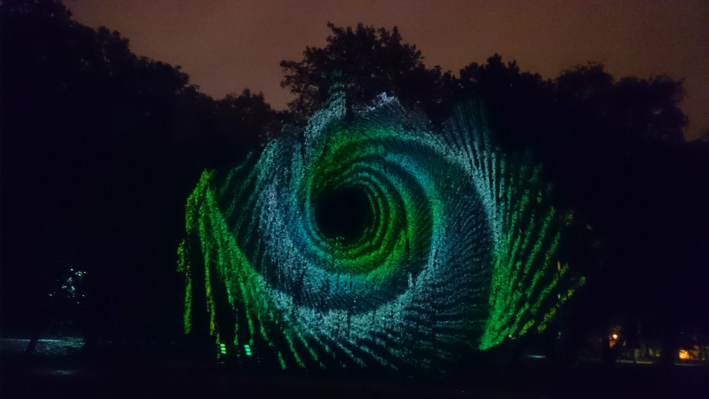 8 W Łodzi trwa Festiwal Światła. ZOBACZ, jak zmienił łódzką przestrzeń